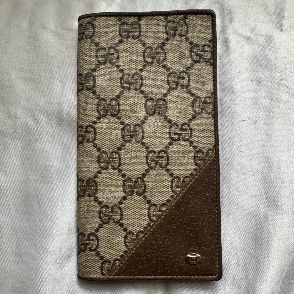 VINTAGE Gucci Monogram Check Book Bifold Wallet